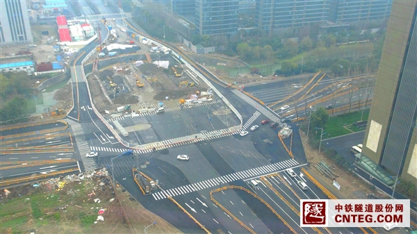 望江路过江隧道图片.jpg