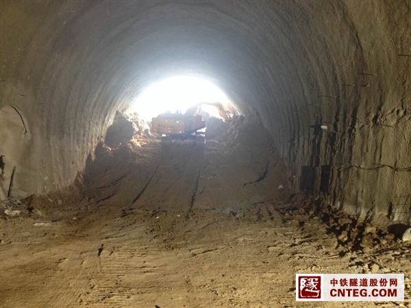 贯通1.jpg