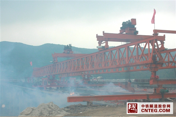 贺家沟大桥 004.jpg