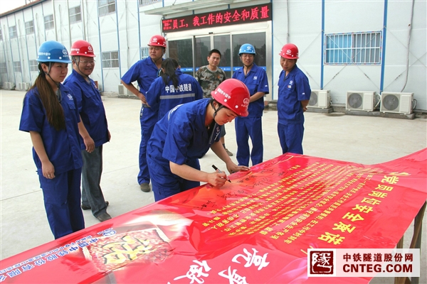 中州大道 (2).JPG