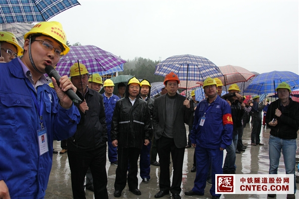 现场讲解1 (2).JPG