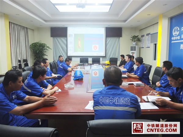 群众性安全监督员培训.JPG