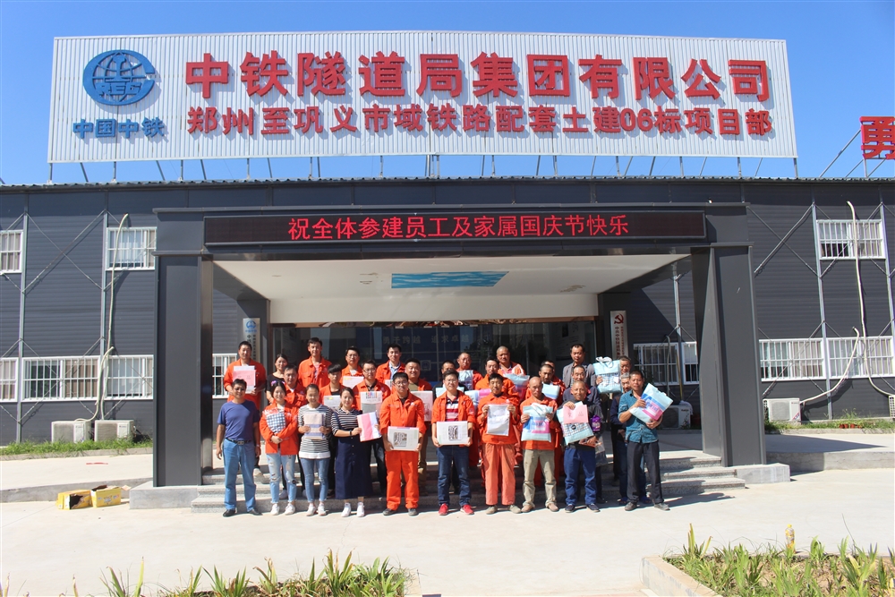 奖品获得者合影.JPG